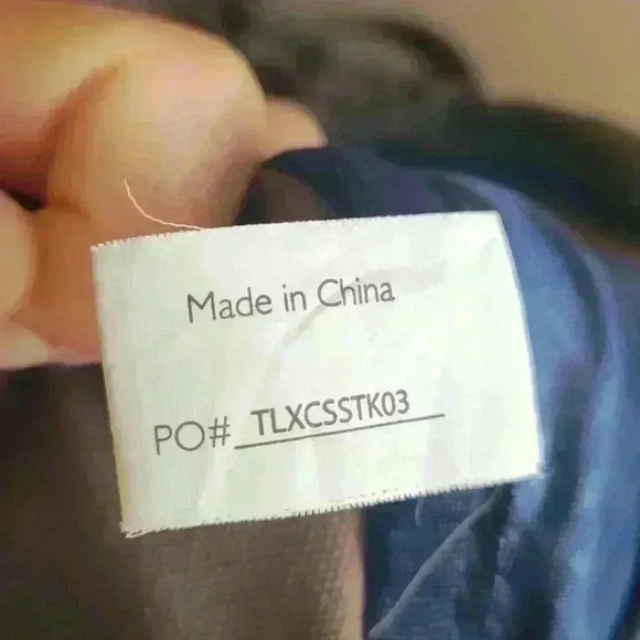 Beautiful Tan Brown TOMMY HILFIGER Travel Backpack Adjustable Pockets Unisex - Picture 10 of 10